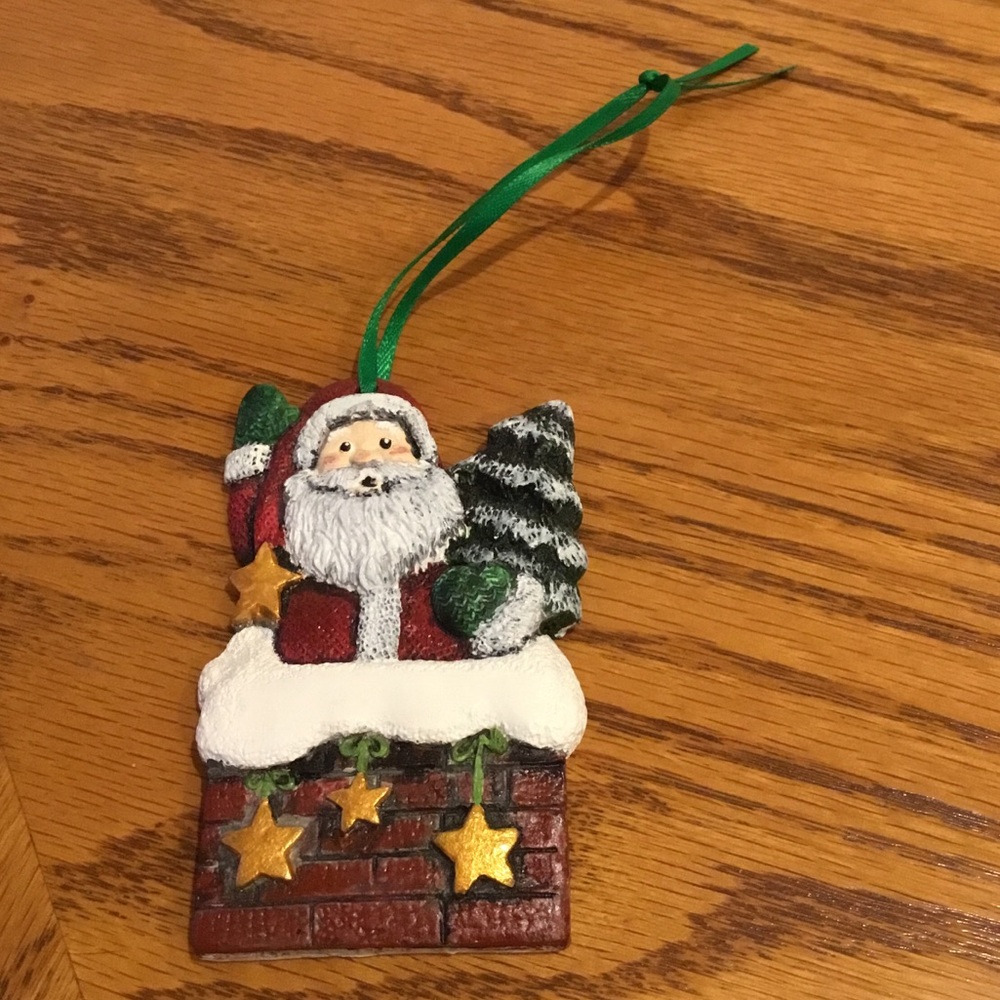 Santa Claus Hand Painted Ornament - Picture 2 of 8